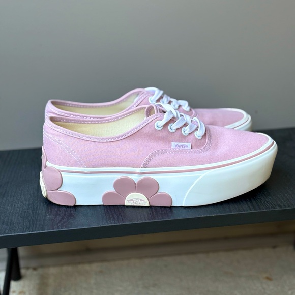 Vans Shoes - Platform Flower Print Vans